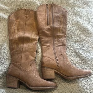 Women’s Cowboy Boots